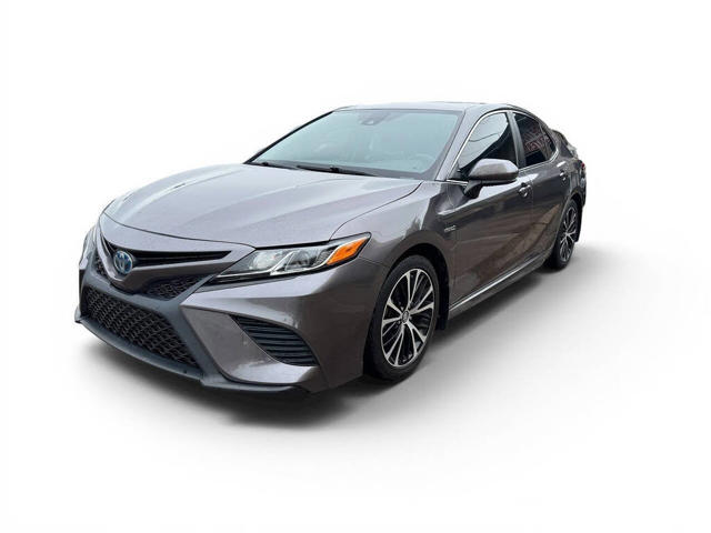 2018 Toyota Camry Hybrid SE