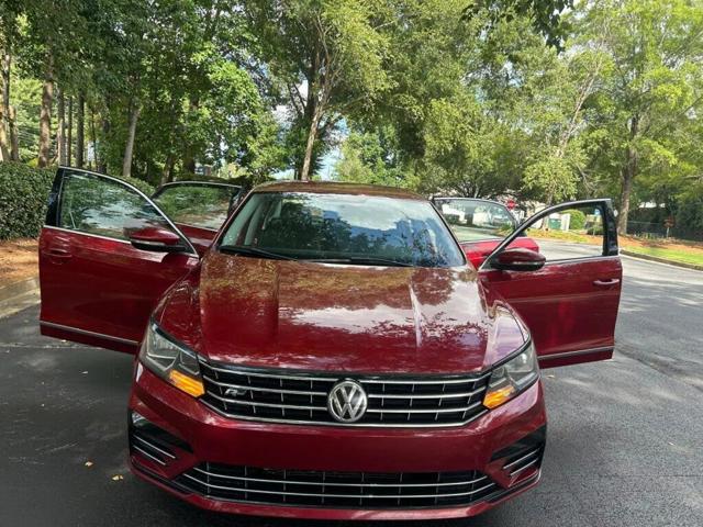 2017 Volkswagen Passat 1.8T R-Line