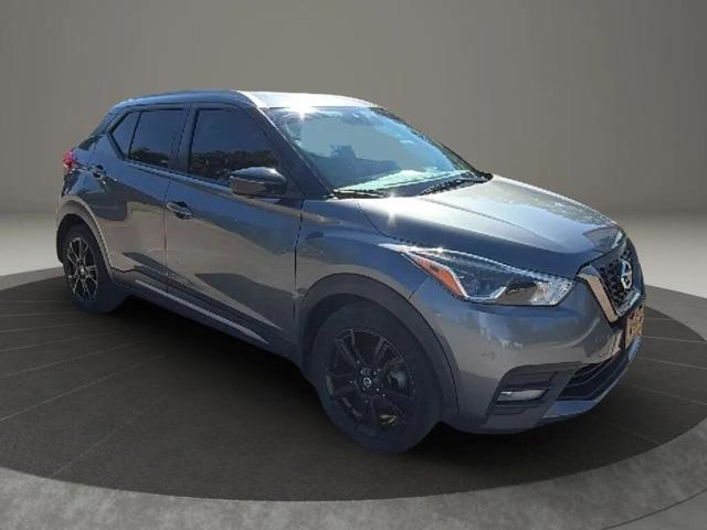 2020 Nissan Kicks SR