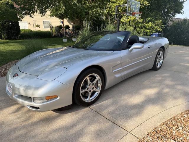 2001 Chevrolet Corvette Base