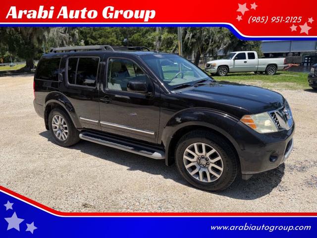 2011 Nissan Pathfinder LE